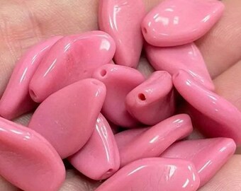 15 Vintage Pink German Twist Oval Glass Beads