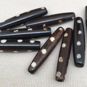 10 Vintage Bone Beads