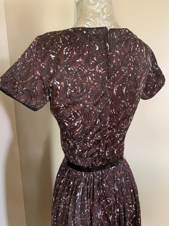 1960’s Brown Satin Print Pleated Dress - image 4