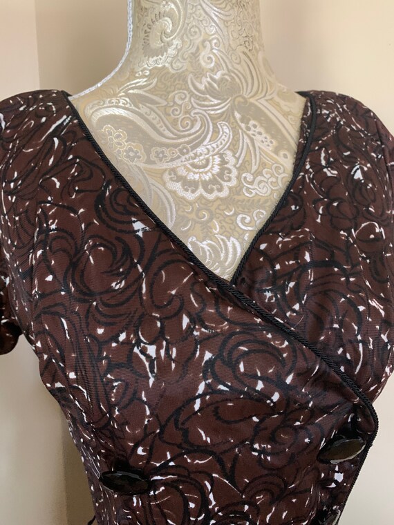 1960’s Brown Satin Print Pleated Dress - image 2