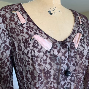 1950’s Brown Lace Dress w Ribbon Detail