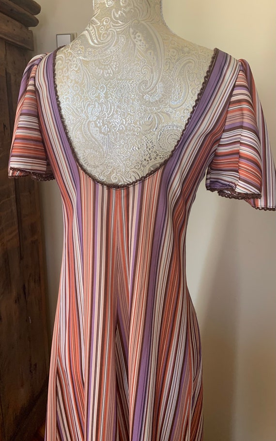 1970’s Purple & Orange Striped Maxi Dress w Deep … - image 6