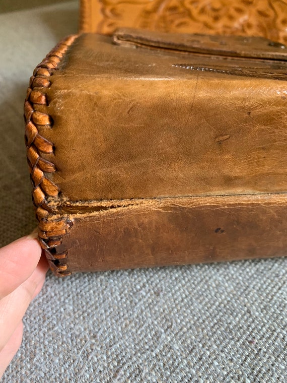 1970’s Leather Detailed Clutch - image 5