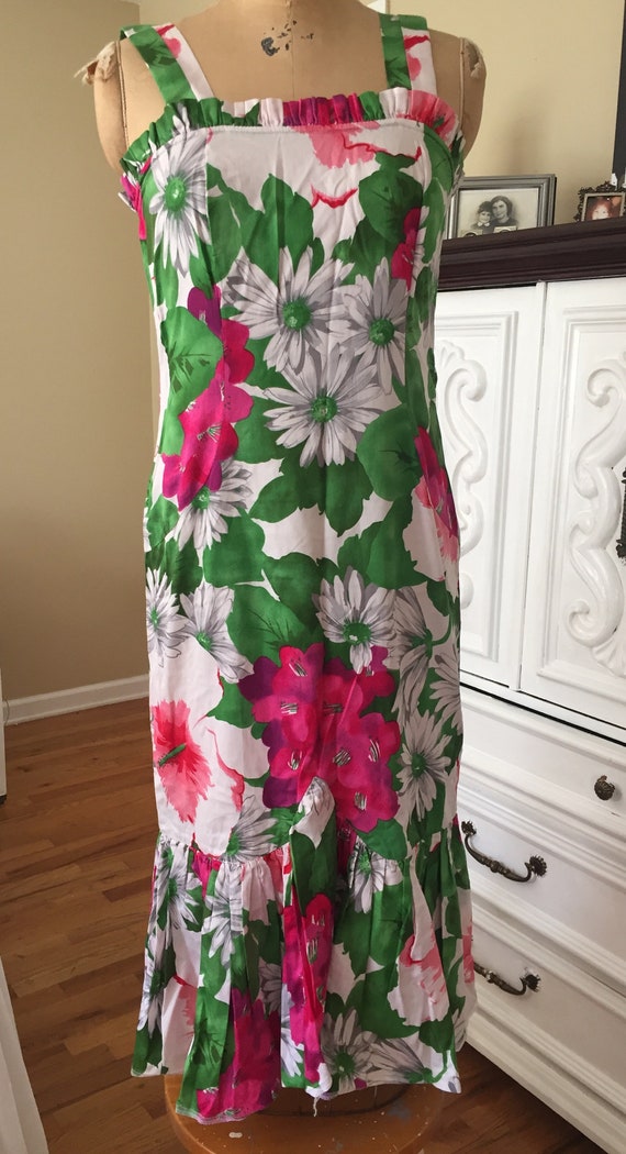 1970's Floral Wiggle Dress