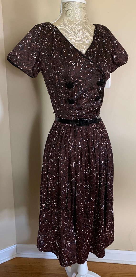 1960’s Brown Satin Print Pleated Dress - image 3
