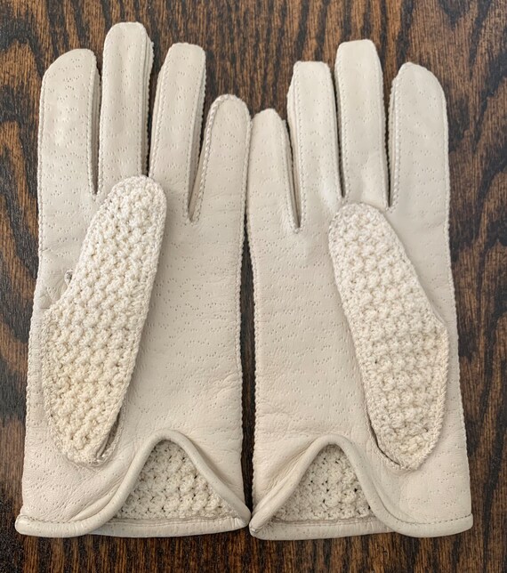 1960’s Cream Leather & Crochet Gloves - image 2