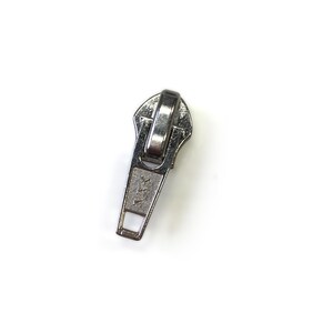 YKK #8C nylon spoel kort schuifje met ritssluiting ritstrekker nikkel - 5 stuks