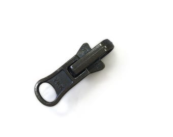 ZipperStop Distributor YKK® -Zipper Repair Kit Solution YKK® #3 Coil Auto Lock Slider Color Black Made In USA - 25pcs A Pack
