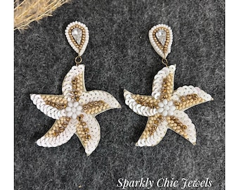 Orecchini con perline di stelle marine, orecchini di perline di semi, orecchini di moda, gioielli da spiaggia, orecchini di stelle marine, orecchini scintillanti