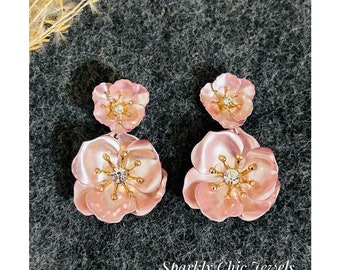 Pink Flower earrings, pink flower, flower earrings, dangle earrings, sparkly earrings, mother’s day gift, gift for her