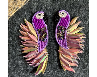 Purple Parrot Earring, purple Earrings, bird Earrings, Sparkly earrings, macaw earrings, gift for her, parrot earrings, sequin earrings
