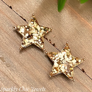 Gold Star Stud Earrings, stud earrings, star earrings, gold earrings, fashion earrings, gift for her, Memorial Day earrings, 4th of July