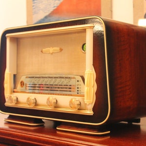 ANTICA RADIO Perlor Symphonie Tuberadio TSF Restored French Vintage Am Radio Art Decò. Bluetooth 5.0 receiver installed! Ready to play!