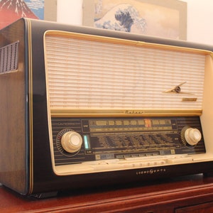 ANTICA RADIO Loewe Opta Meteor 3781W  Tuberadio Restored German Vintage Am Fm Radio Bluetooth 5.0 receiver installed!
