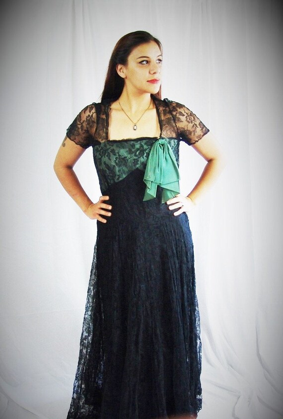 1930s Haute Couture Lace Evening Gown