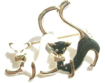 Enamel Black & White Cats Pin, Cat Pin Brooch