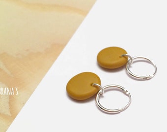 Small hoop earrings with yellow coin charm (tiny hoop earrings, yellow huggie hoops, coin hoop earrings, polymer clay hoop earrings)