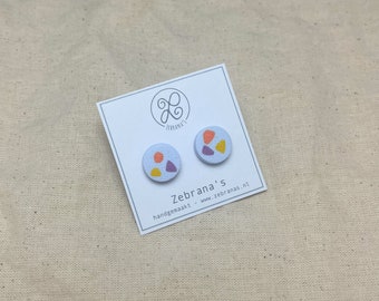 Round terrazzo clay stud earrings in PANSY BLUE | spring collection 2024 | with stainless steel (stainless steel) stud earrings | Zebranas