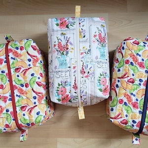 Quilted Boxy Zipper Pouch, hand sewn cotton fabrics, Stuff Storage, perfect gift for her, travel pouch, pencil case, makeup bag, flat bottom