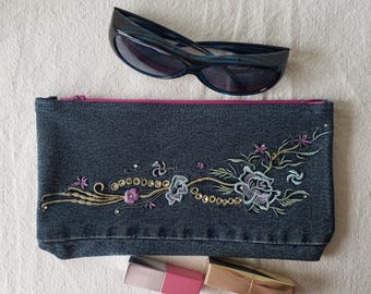 Denim Zipper Pouch, hand sewn recycled jeans, Stuff Storage, perfect gift, gift for her, travel pouch, pencil case, machine embroidery