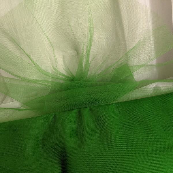 Tulle 54" wide Emerald green  price by yard, for tutu, party decorations, Free swatches, Threads and "rush" shipping available.