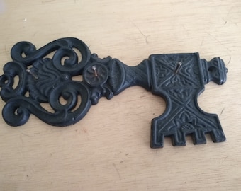 Vintage Cast iron  wall key decor and key holder, steampunk French country cottage, shabby chic,retro