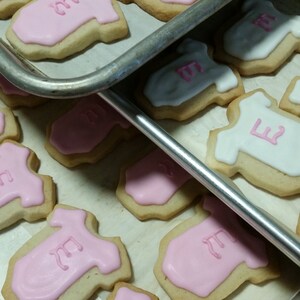 Mini Baby Onesie Cookies (2 dozen) image 7