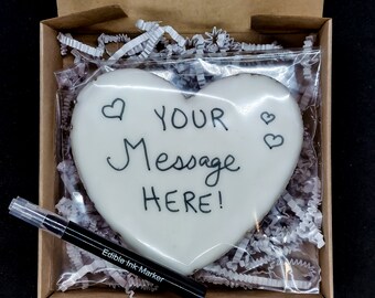 Create-Your-Own-Message: Heart Cookie