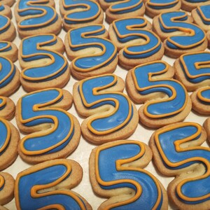 Mini Number / Letter Cookies Outline 2 dozen image 6