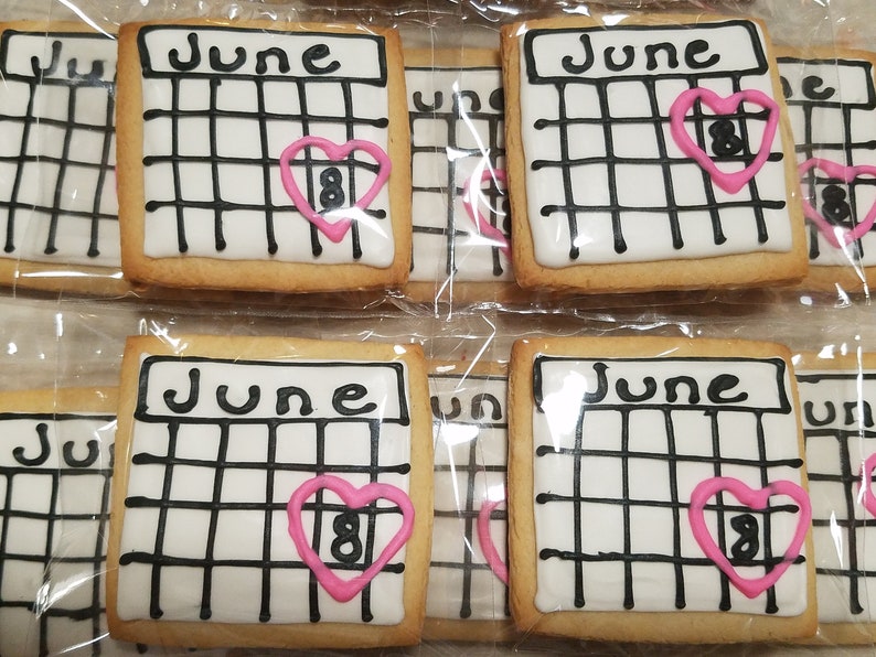 Calendar / Save the Date Cookies 1 dozen image 4