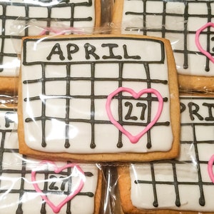 Calendar / Save the Date Cookies 1 dozen image 1