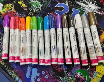 Sharpie Oil-based paint markers--medium bullet tip--sealed markers--calligraphy--graffiti-lettering--crafting --Handstyles--scrapbooking