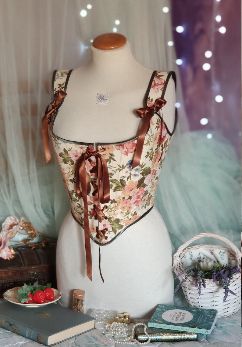 Corset Stays Renaissance bodice, Cottagecore style floral print fabric, Fairy Fair Wench regency image 4