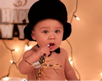 Crocheted Baby Top Hat, Abraham Lincoln Hat, Photography Prop, Magician Hat, Ringbearer Hat
