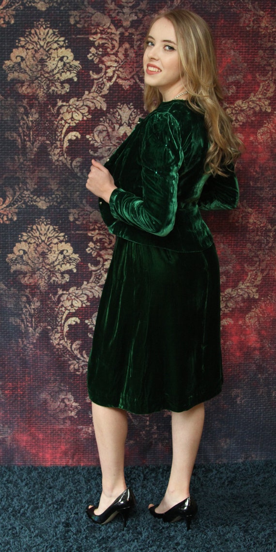 1970s Crushed Velvet Holiday Cocktail Dress with … - image 3