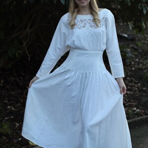 1980's Hasting & Smith Vintage White Linen Cocktail Party Dress