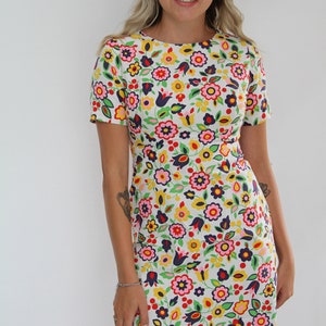 Cute 60&#39;s Cotton Floral Wiggle Dress with Metal Zipper