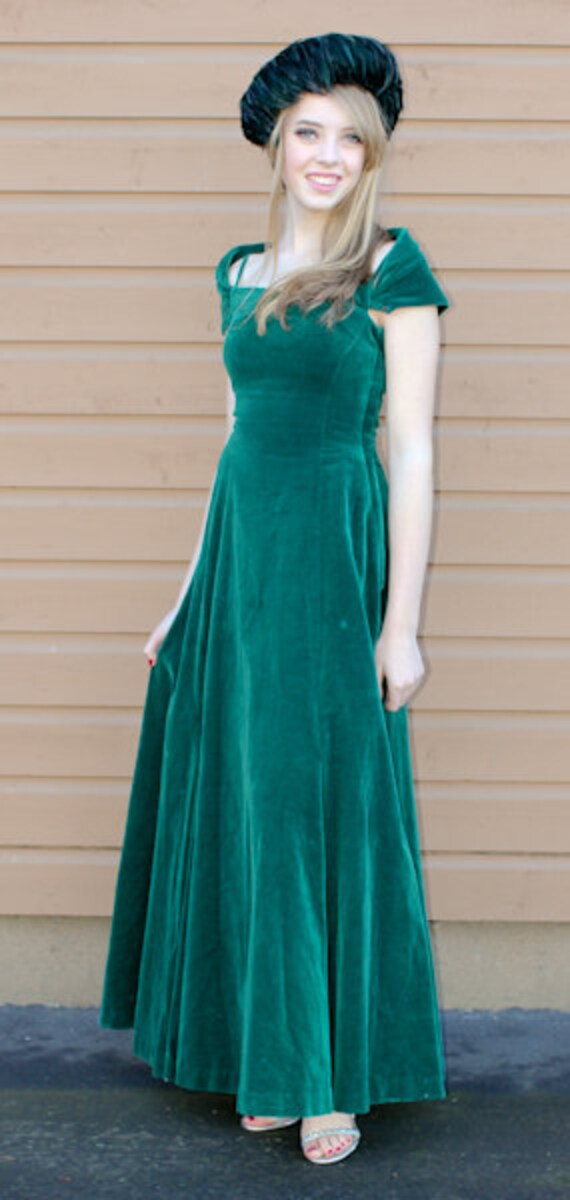 1940's Velveteen Long Green Formal Evening Gown - Bombshell Holiday Gown -  Etsy