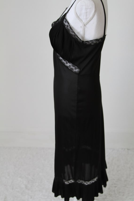 1950s Crystal Pleated Black Slip by Vanity Fair -… - image 10