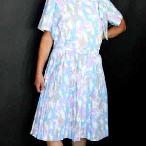 1950&#39;s Belted Crepe Secretary or Church Dress