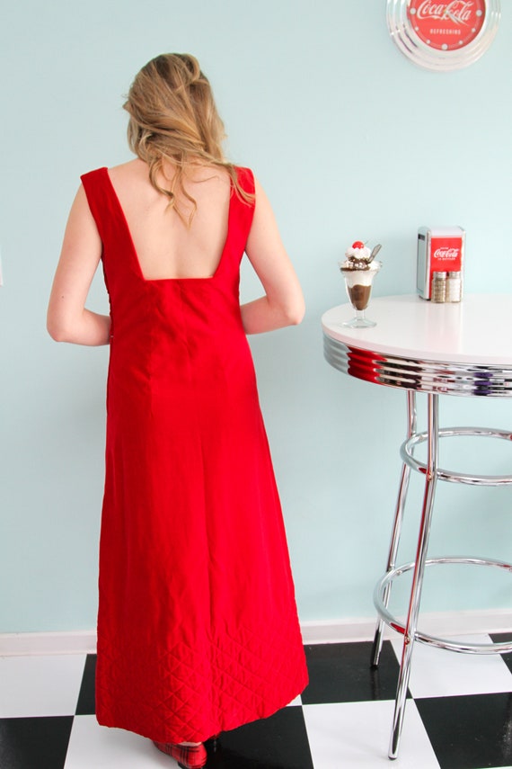 1960's Red Velveteen Maxi Shift Dress with Quilte… - image 9