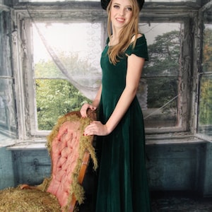 1940s christmas party dress 1940s Fashion Report - Winter Styles for Christmas 1941