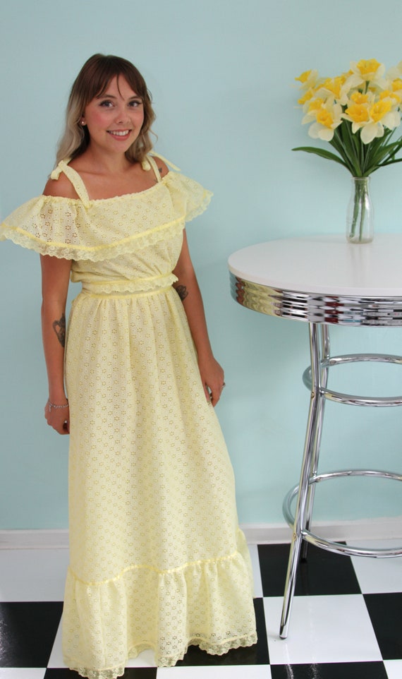 1970's Handmade Eyelet Maxi Dress with Ruffles - image 7