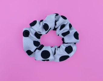 Bianco e Nero Polka Dot Capelli Scrunchie Accessorio Fatto a Mano