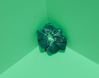 Accesorio Green Stretch Velvet Hair Scrunchie
