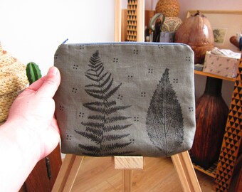 Fern Linen cosmetic pouch, Small fabric purse, Handprinted linen pouch, Ferns stamped purse, Dark grey zipper pouch