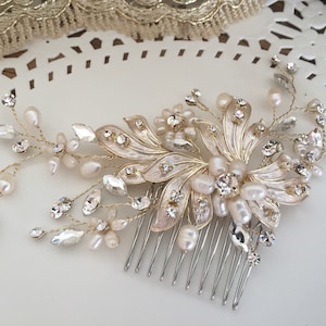 Bridal Hair comb with Fresh water pearls wedding hair comb,wedding Hair accesories,pearl Bridal Comb,Crystal wedding comb,bridal hair piece