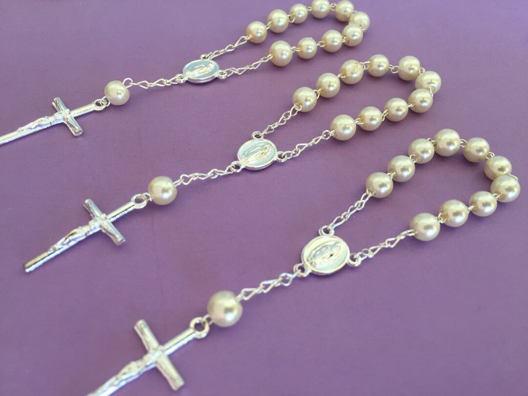 75 Mini Rosary WhiteBaptism Favors /Silver Tone/Communion Favor/Recuerdo  Bautizo