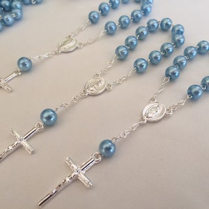 25 baptism favors OYSTER BLUE  Faux Round pearls/ christening Favors/communion favors/recuerdos de bautizo/ mini Rosary blue baptism commun