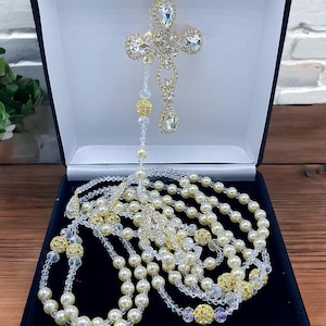 Swarovski Pearls and Rhinestones   Wedding lasso Ivory Color Gold Plated Accents/ lazo para boda en perlas beige bañado en Oro